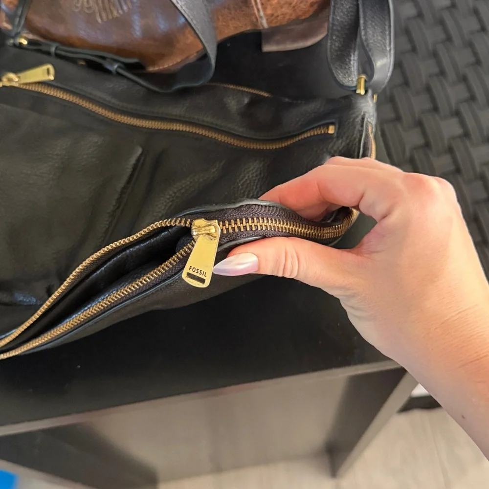 Fossil Black Leather Crossbody with Gold Key Charm Expandable